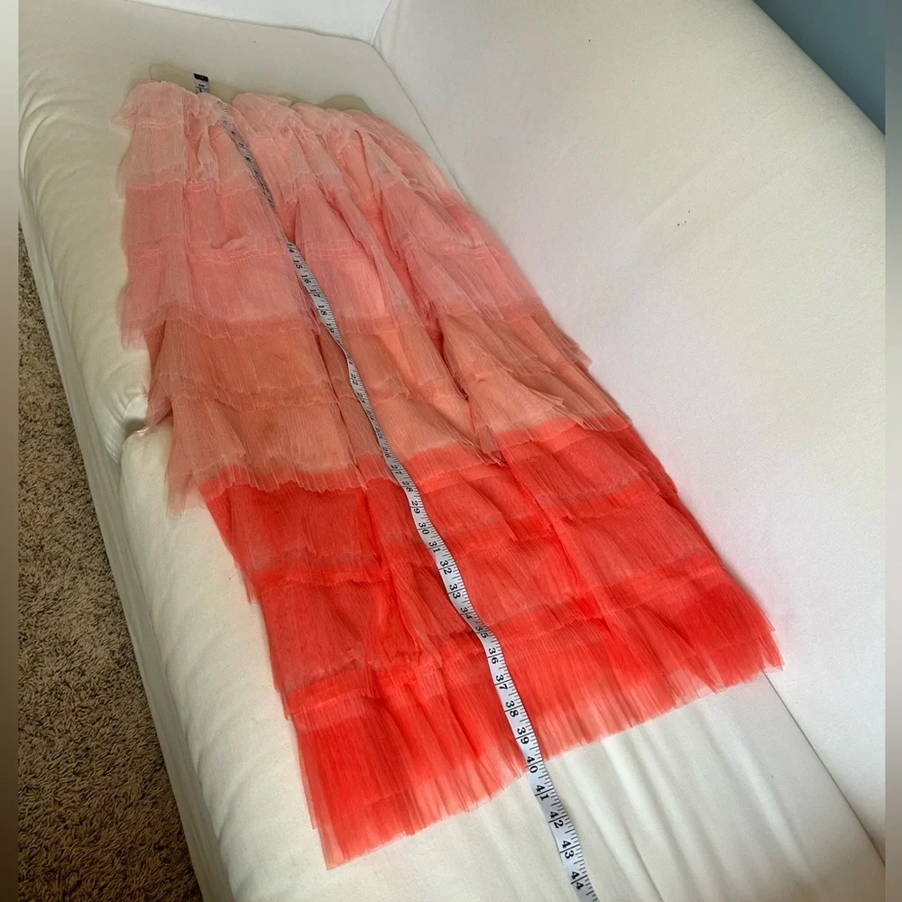 Ombré pink full length tulle skirt. - Picture 7 of 9